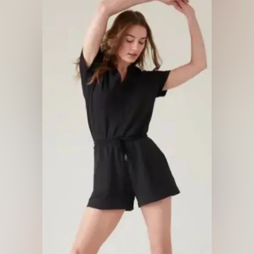 Athleta Black Balance Romper Small